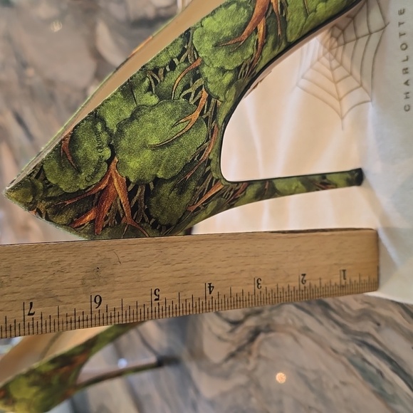 Vintage Limited Edition Charlotte Olympia "Bear Necessities" Heels. Size… - Picture 15 of 16